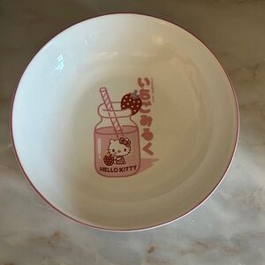 Hello Kitty set of 8 plates